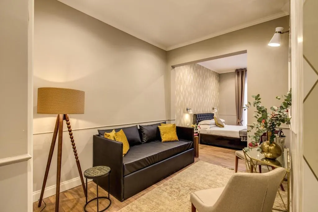 JUNIOR SUITE STANDARD Room, Charme Spagna Boutique, Rome