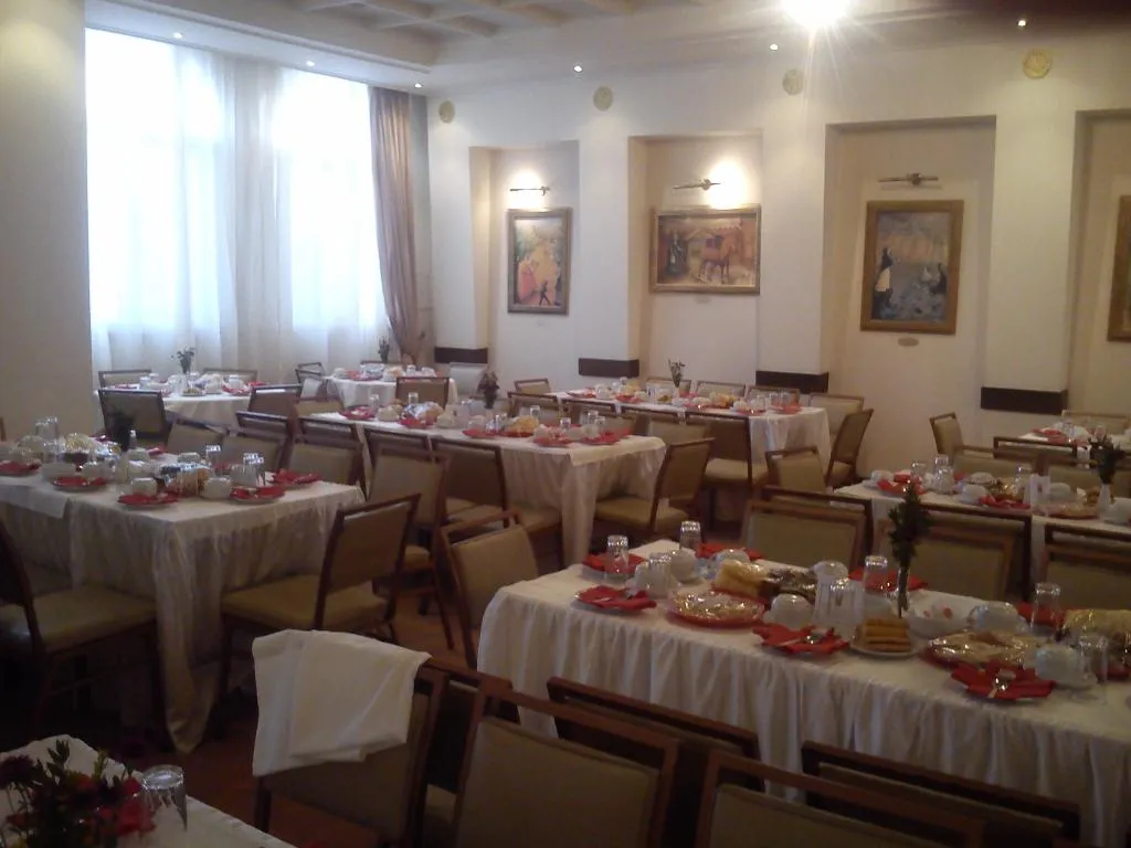 Restaurant, Sparta Inn, Athens