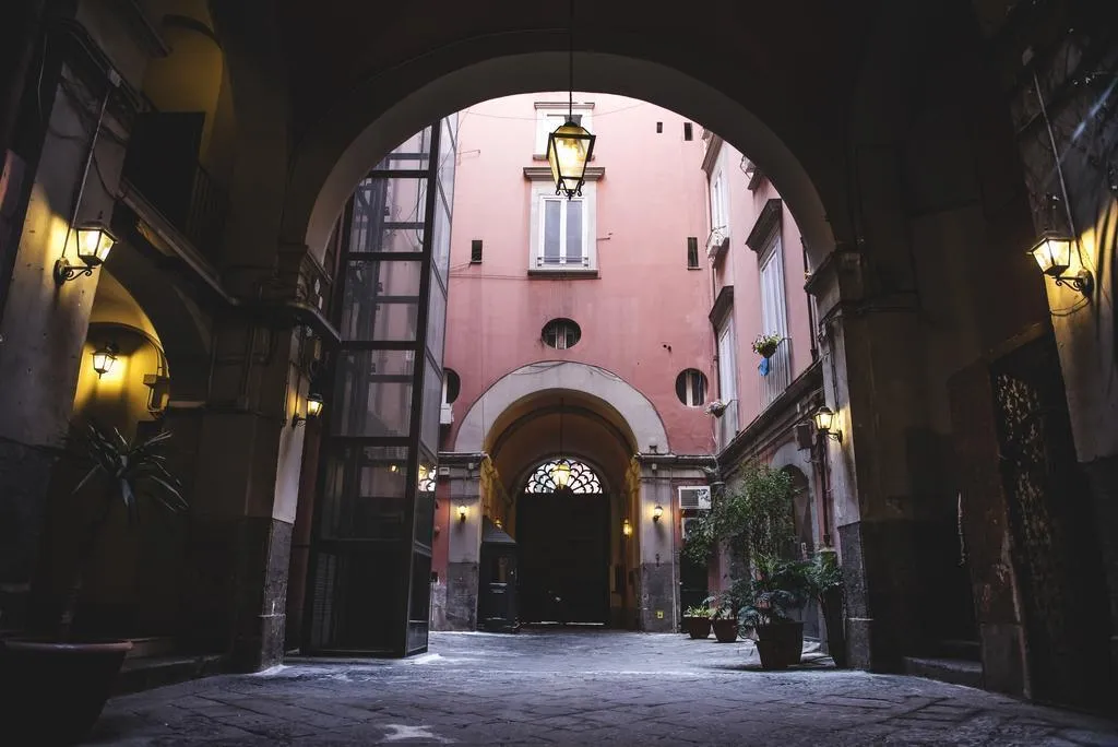 General view, Le 4 Stagioni, Naples