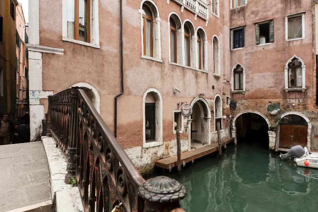 General view, All'Angelo Art Hotel, Venice