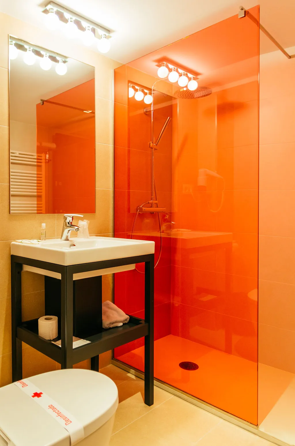 SINGLE STANDARD Room, New Hotel Colon, Barcelona