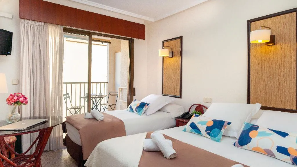 TRIPLE STANDARD Room, Eden Mar, Costa Blanca
