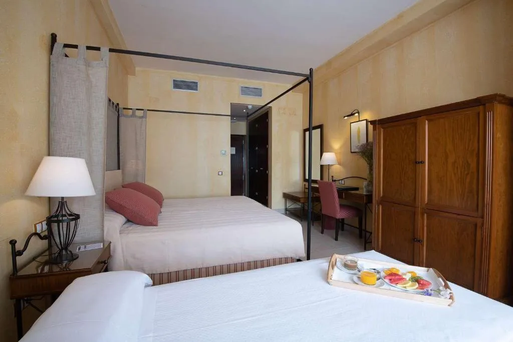 Room, Intelier Airén, Madrid