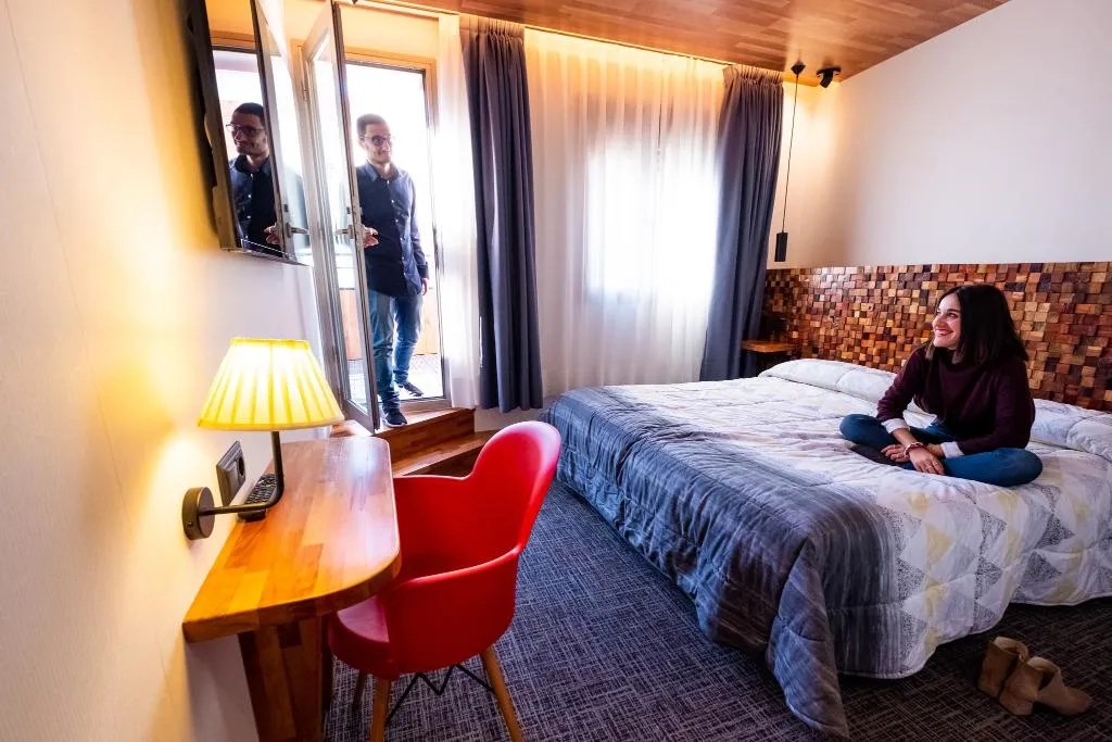 DOUBLE DELUXE Room, Far Home Bernabeu, Madrid