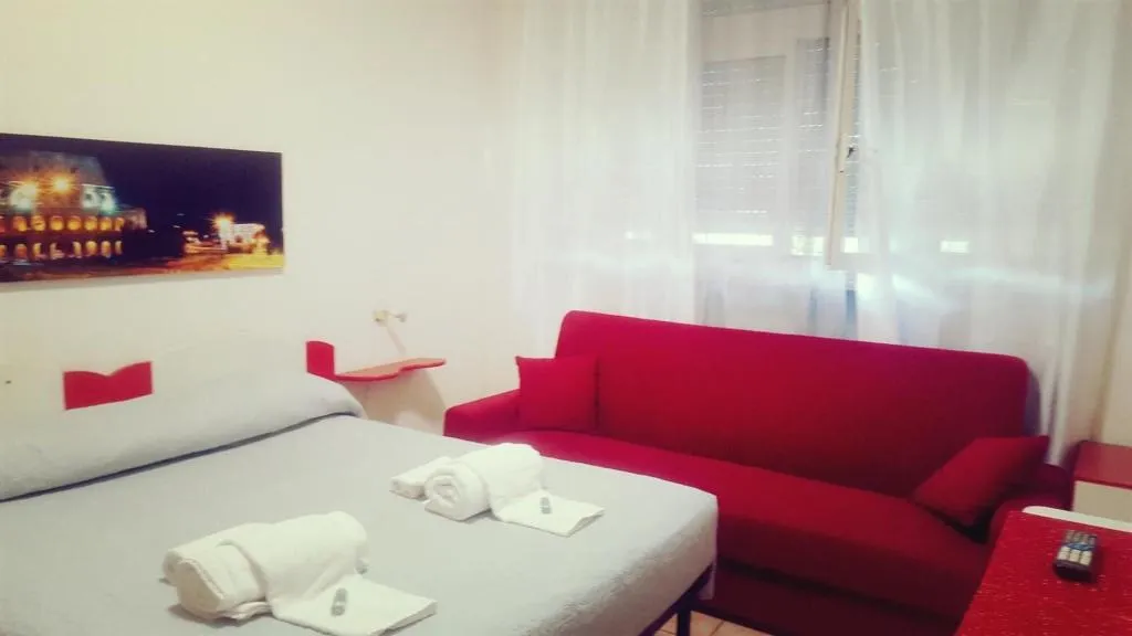 Room, B&B Piazza Ragusa, Naples