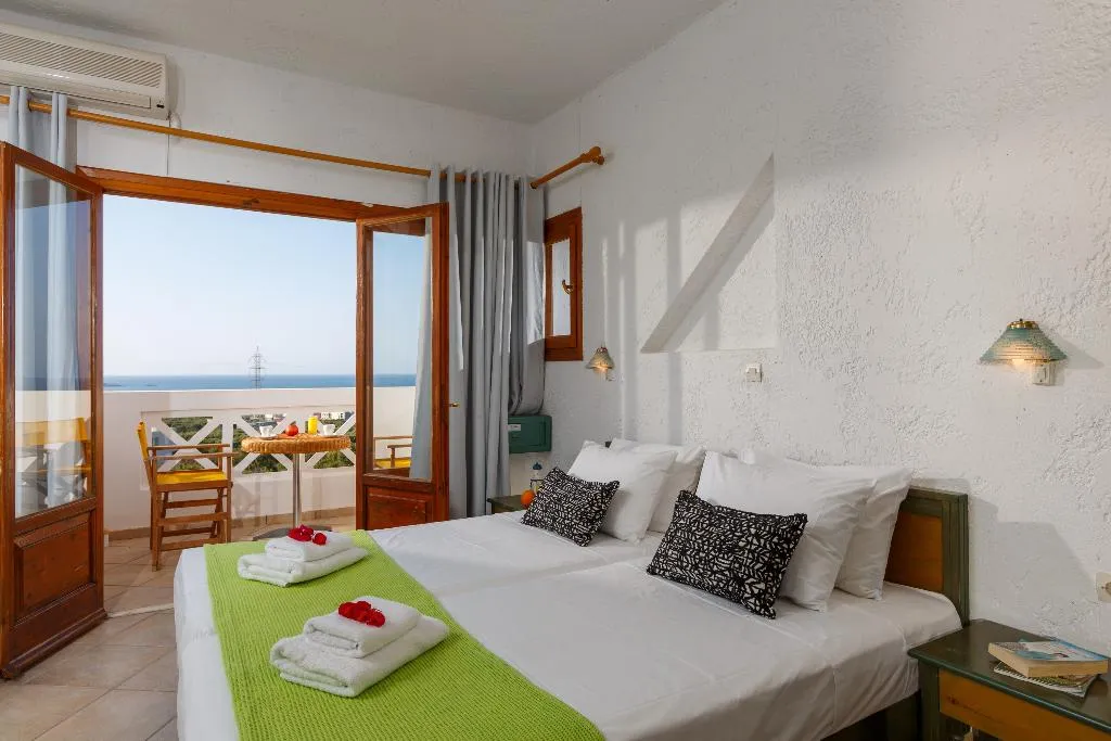 STUDIO CAPACITY 2 Room, Romantica Hotel Apartments, Crete