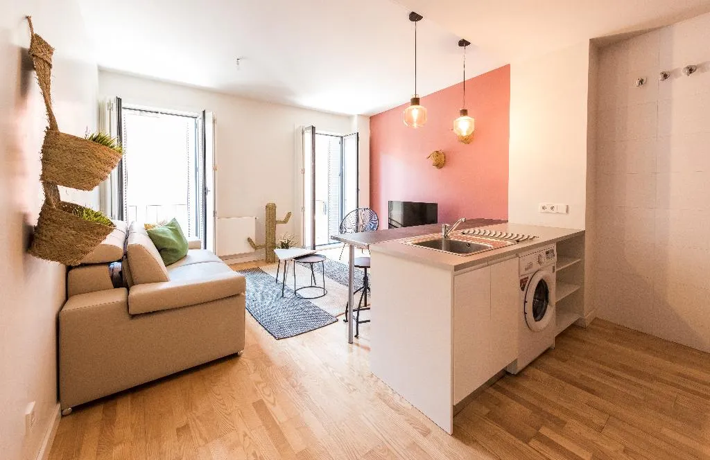 Room, Apartamentos Madrid Puerta del Sol, Madrid