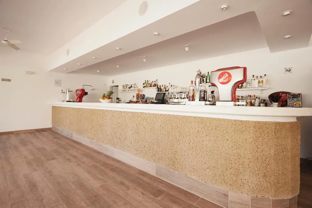 Restaurant, Invisa Hotel Club Cala Blanca, Ibiza