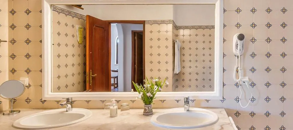 Room, Algar Seco Parque, Algarve