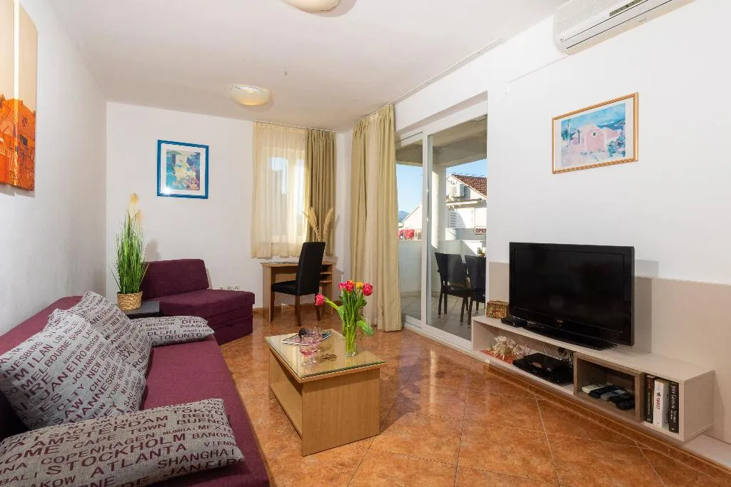 APARTMENT TWO BEDROOMS Room, Villa Erna, Dubrovnik
