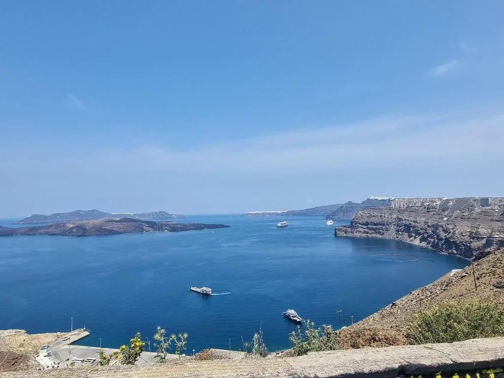 Sports and Entertainment, Pleasure Beachside Studios, Santorini