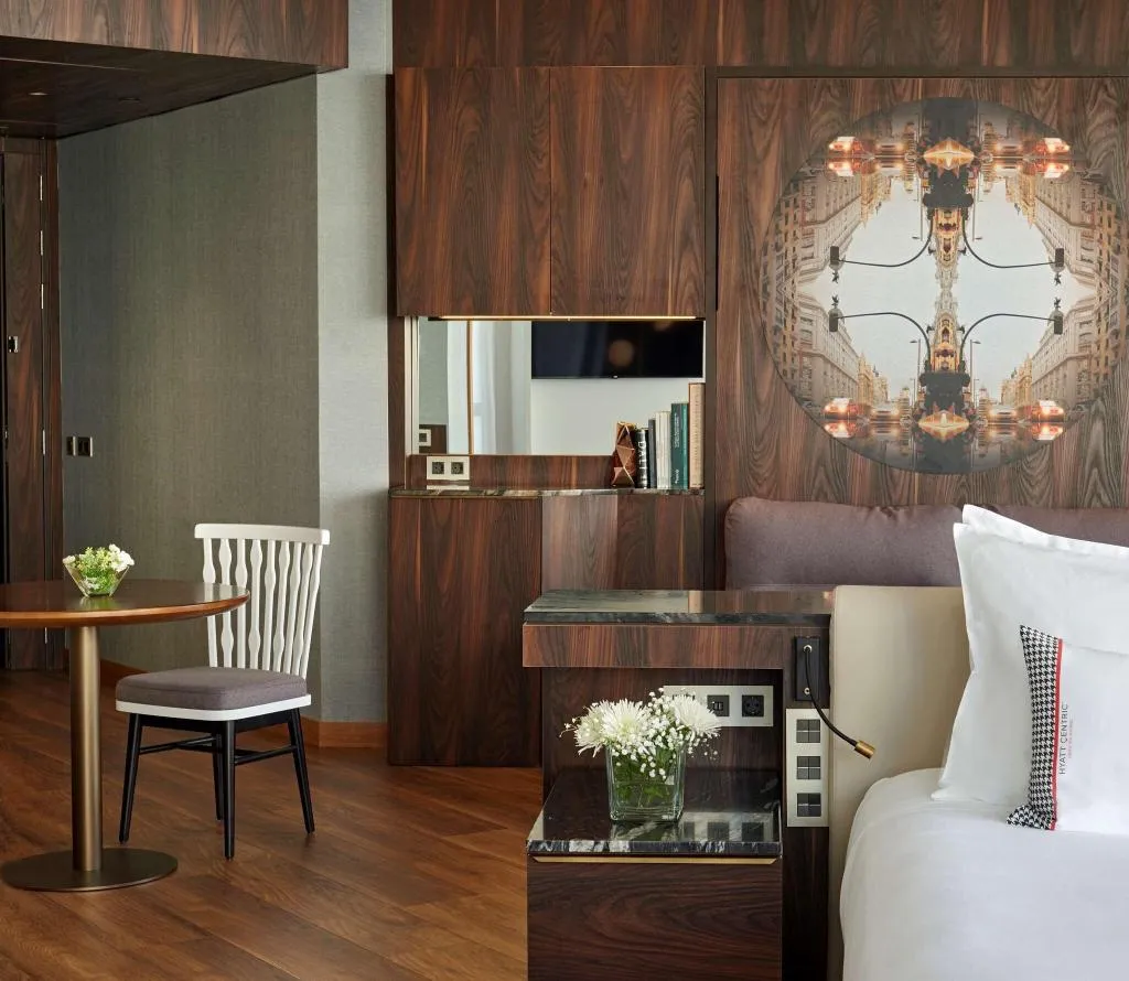 Room, Hyatt Centric Gran Via Madrid, Madrid