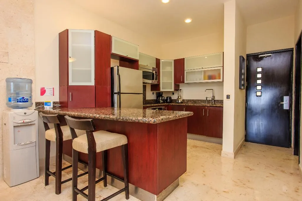 APARTMENT CAPACITY 6 Room, El Faro Residences, Playa Del Carmen