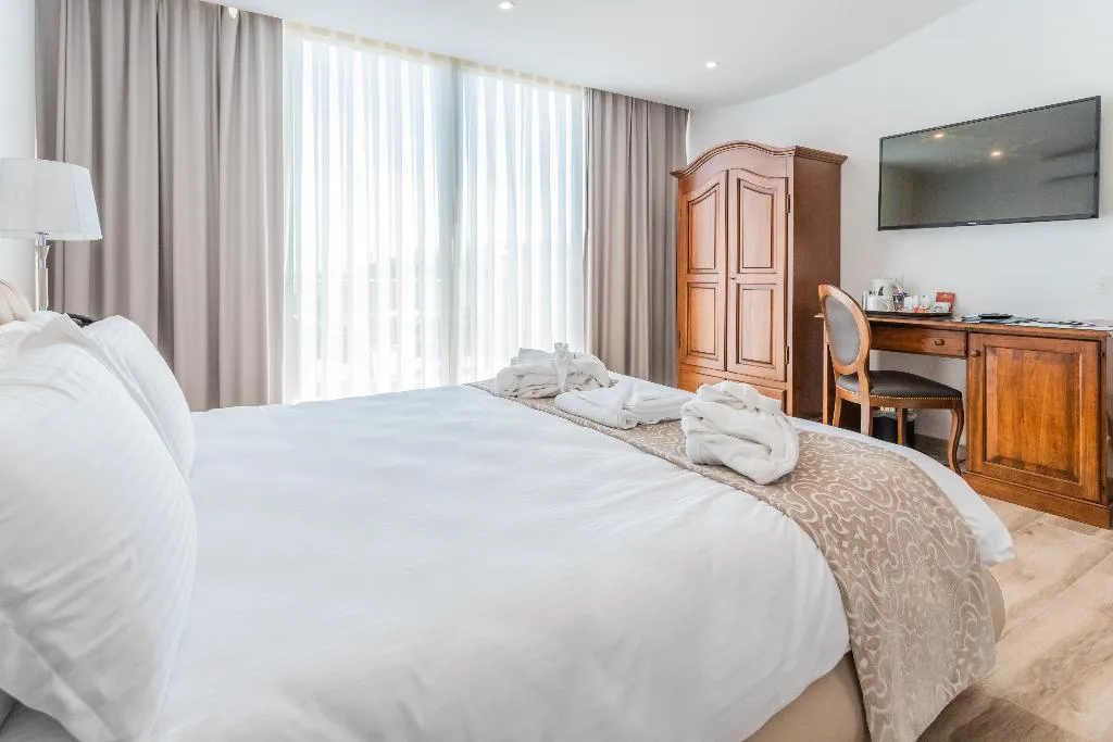 SUITE DELUXE Room, Palazzo Violetta, Malta