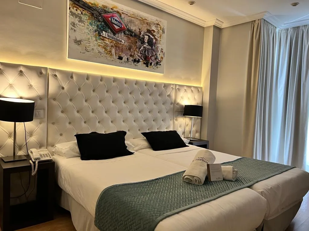Room, Hotel Suites Feria de Madrid, Madrid