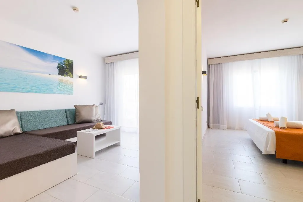 SUITE STANDARD Room, Hotel Arenas de Son Bou, Menorca