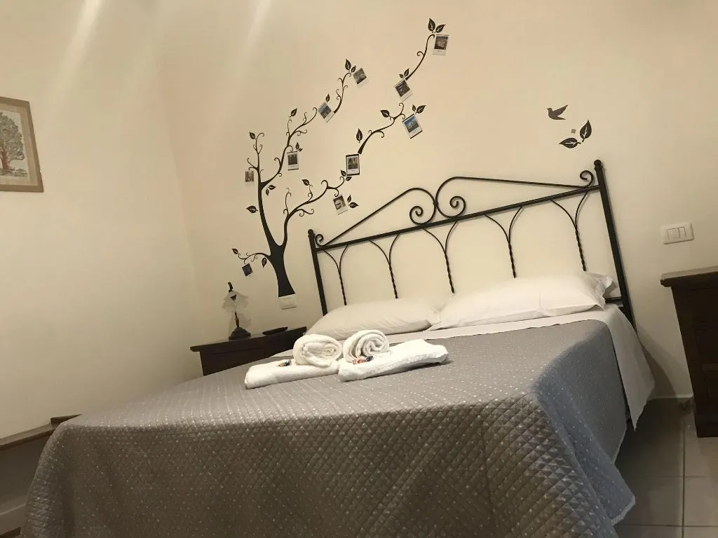 Room, B&B Dimora Cirillo, Naples