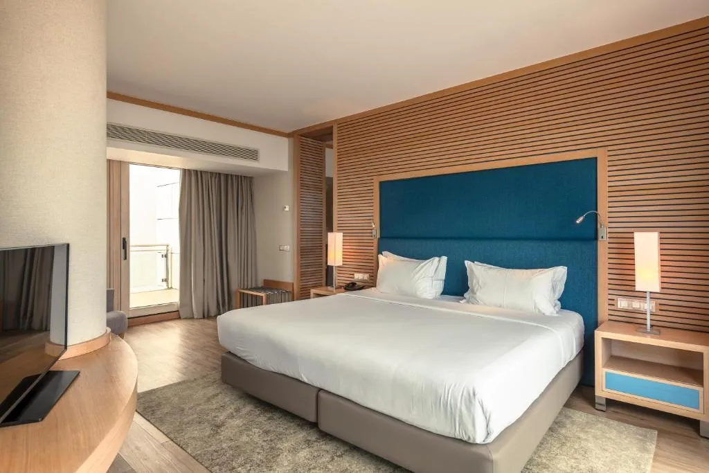 SUITE PREMIUM ONE BEDROOM Room, Sesimbra Oceanfront Hotel, Lisbon