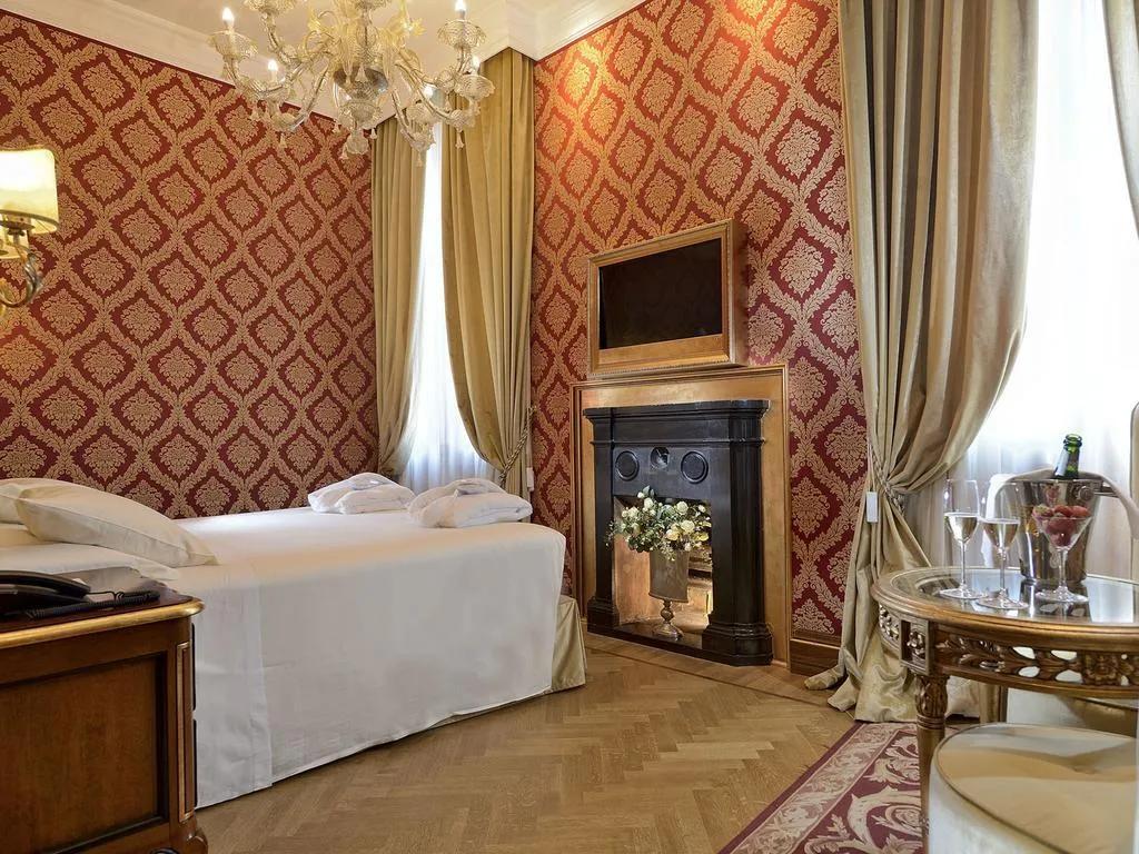 Double or Twin SUPERIOR Room, Ai Reali Hotel, Venice