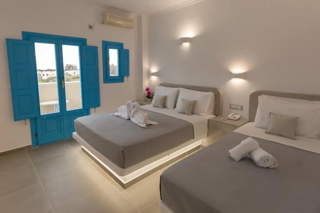TRIPLE SUPERIOR Room, Perissa Bay, Santorini