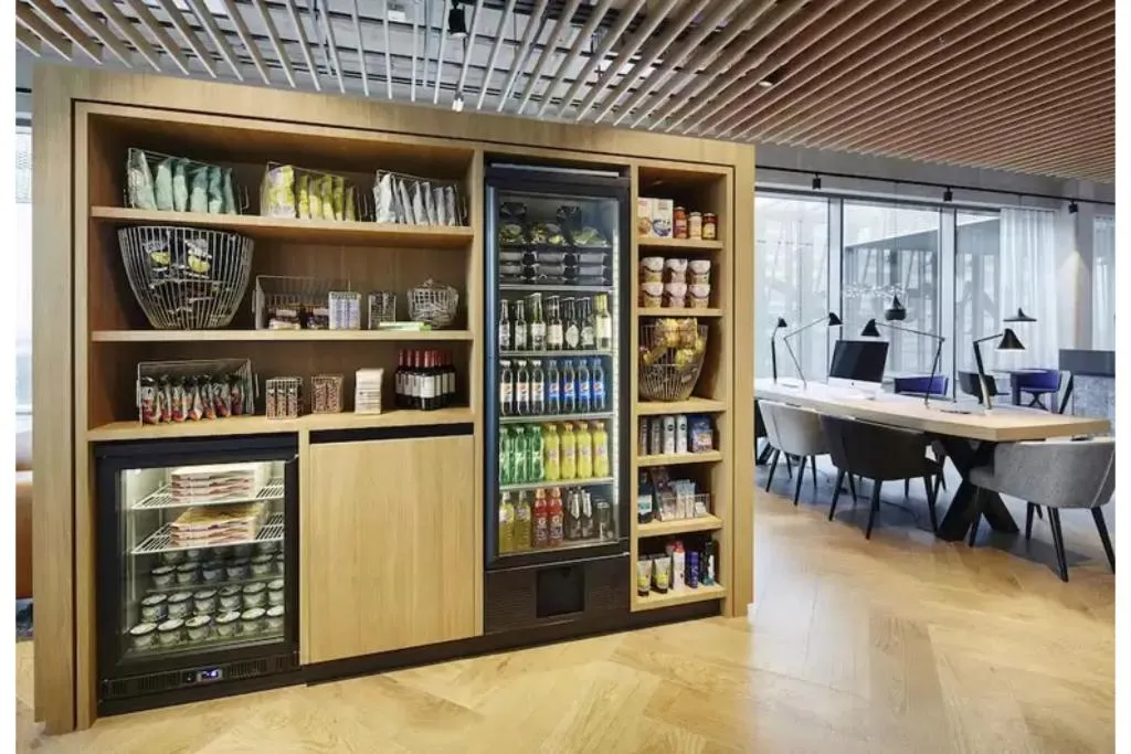 Bar, Residence Inn Amsterdam Houthavens, Amsterdam