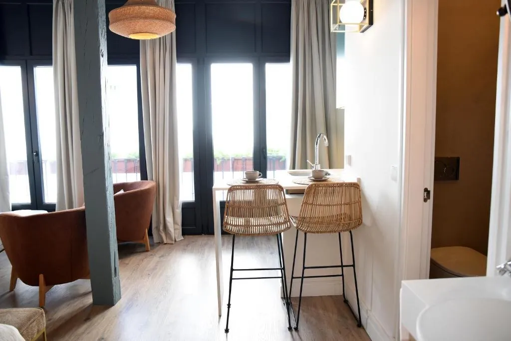 APARTMENT STANDARD Room, Honest Sevilla, Seville