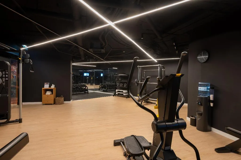 Sports and Entertainment, Sesimbra Oceanfront Hotel, Lisbon