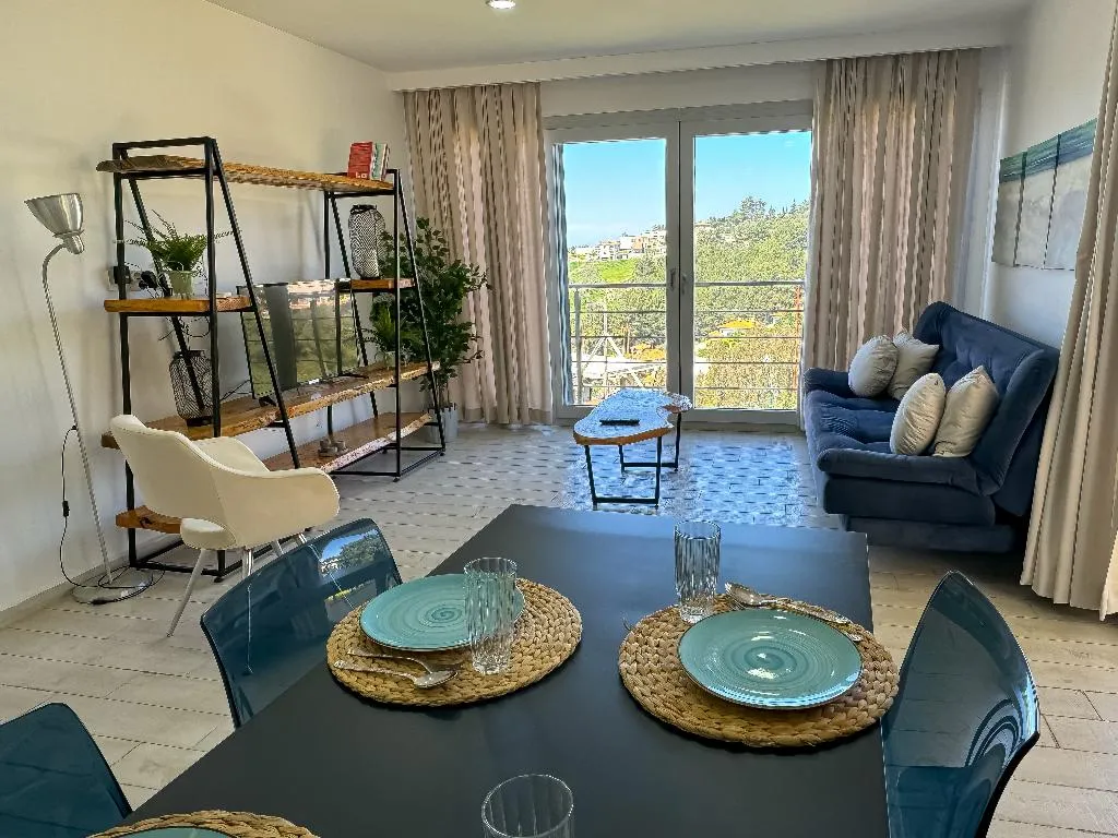 APARTMENT TWO BEDROOMS Room, Lavender Residence, Izmir