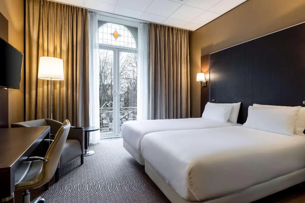 DOUBLE WITH VIEWS Room, NH Centre Utrecht, Amsterdam