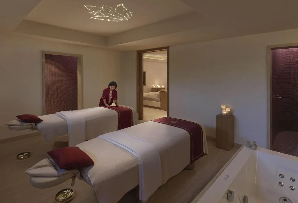 Room, Raffles The Palm Dubai, Dubai