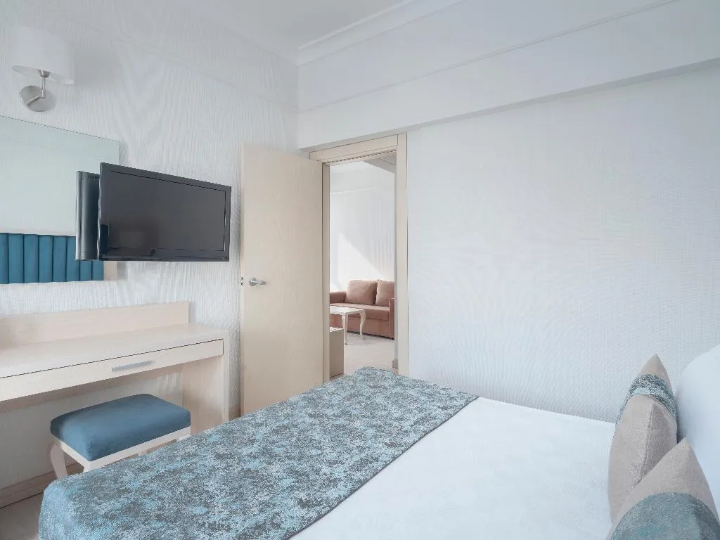 FAMILY ROOM STANDARD Room, Asteria Collection Side, Antalya