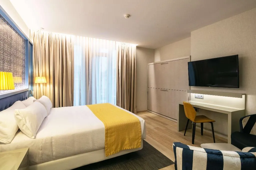 Room, Catalonia Porto, Porto