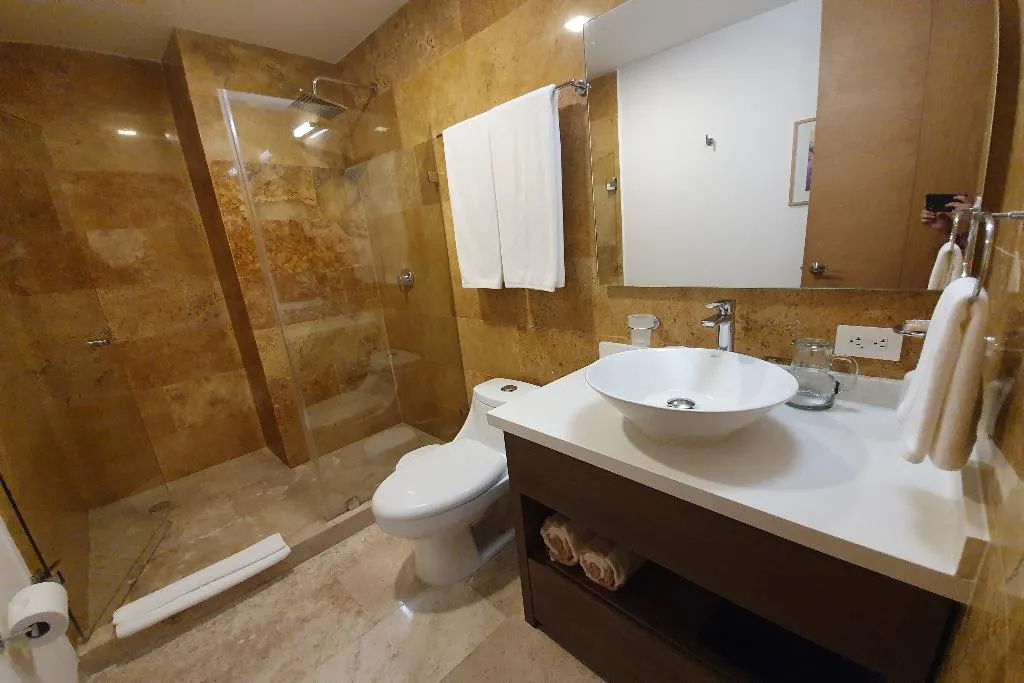 APARTMENT DELUXE TWO BEDROOM Room, The Shore At 46th, Playa Del Carmen