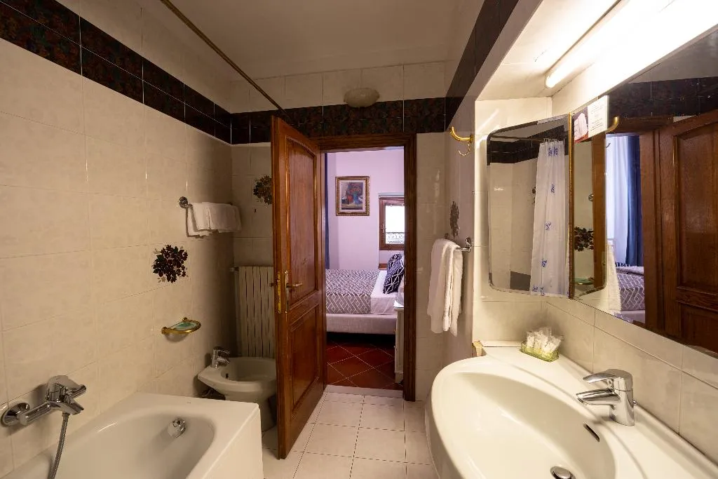 FAMILY ROOM PREMIUM Room, Maxim Axial, Florence