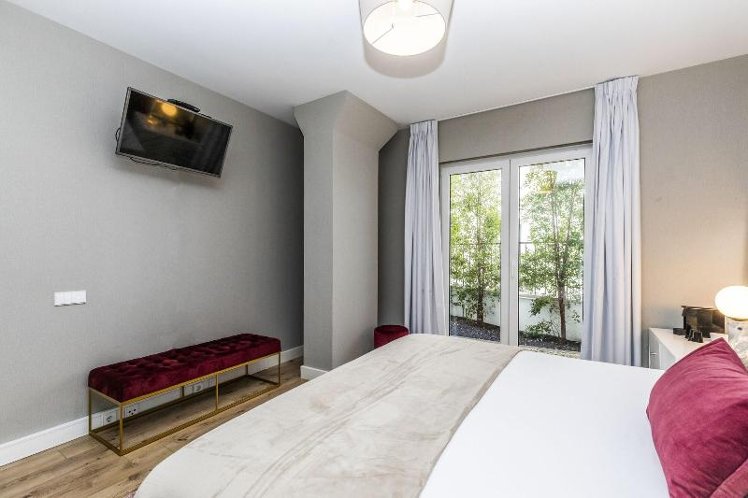 Room, Gloria Suites By Lx Way, Lisbon