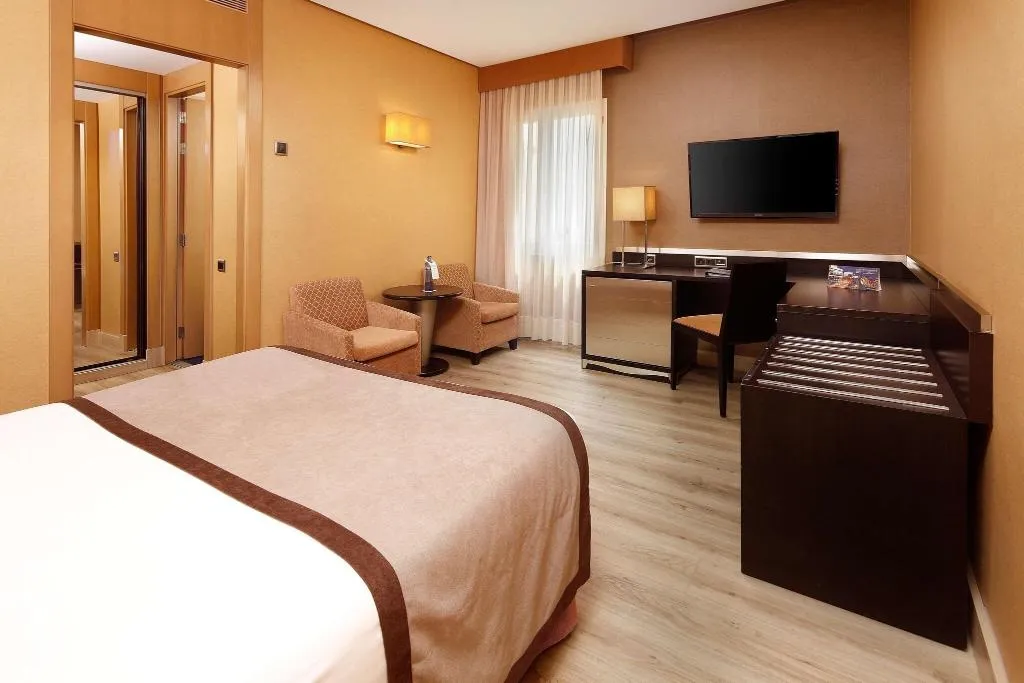 SINGLE STANDARD Room, Hcc St. Moritz, Barcelona