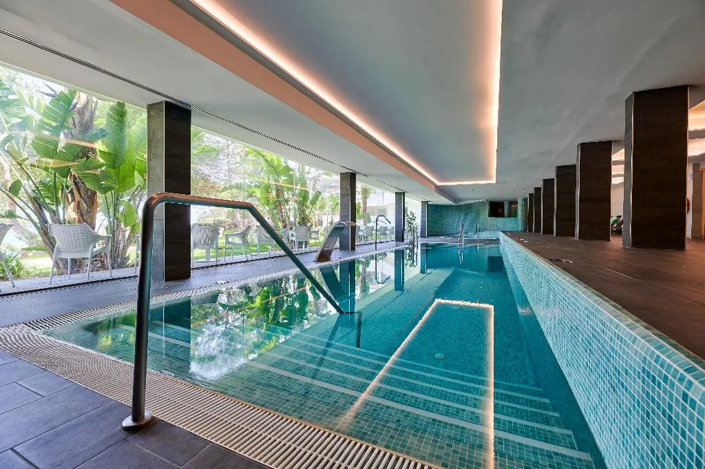 Pool, AluaSoul Hotel Carolina, Majorca