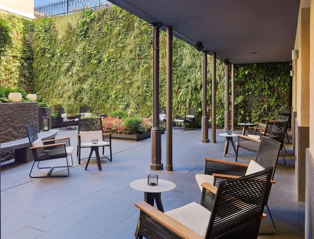 Terrace, H10 Urquinaona Plaza, Barcelona