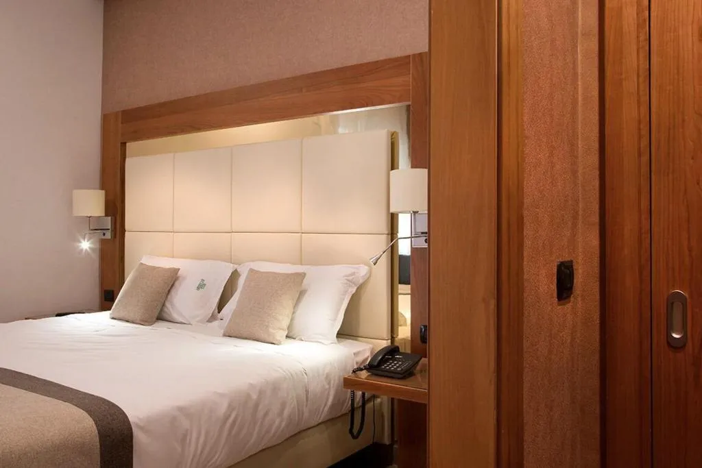 DOUBLE SUPERIOR Room, American Hotel, Naples