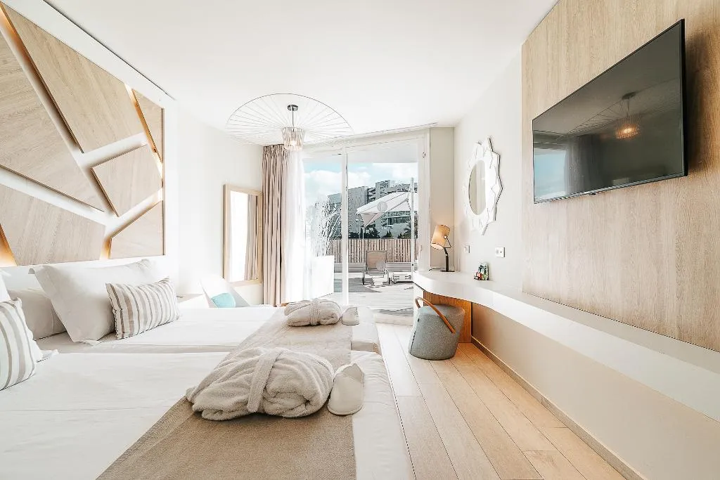 DOUBLE WITH TERRACE Room, The Ibiza Twiins, Ibiza