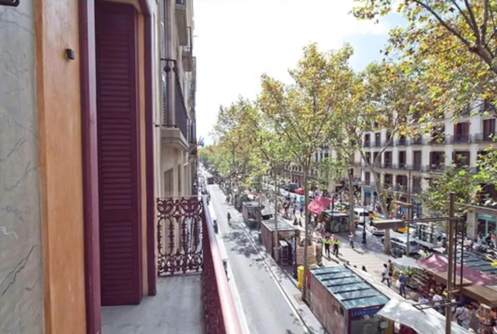 Room, Apart - Ramblas 108, Barcelona