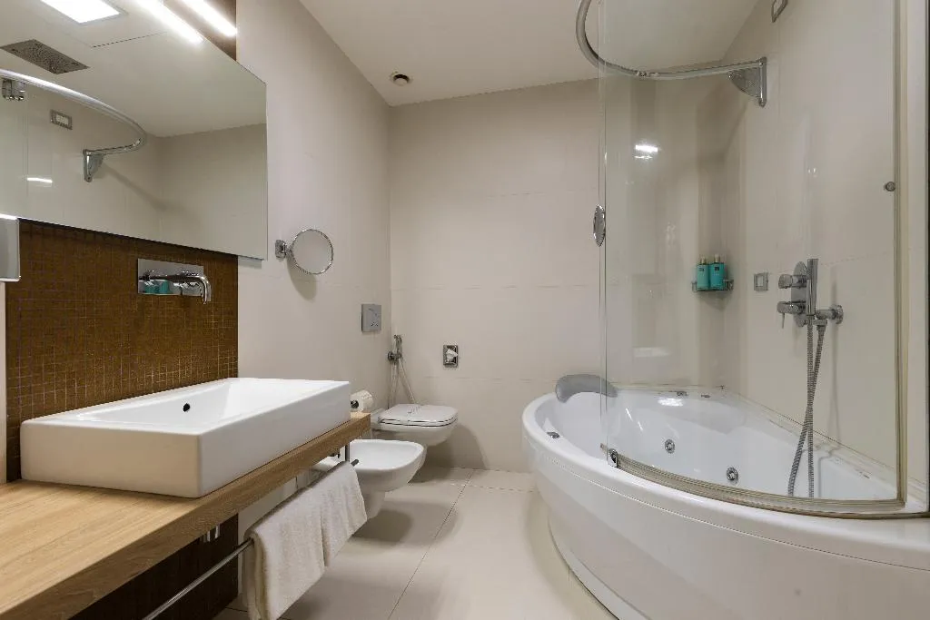 DOUBLE SUPERIOR Room, Royal Caserta Hotel, Naples