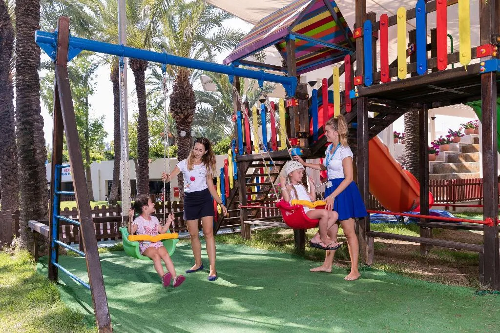 Sports and Entertainment, Seven Seas Hotel Blue, Antalya