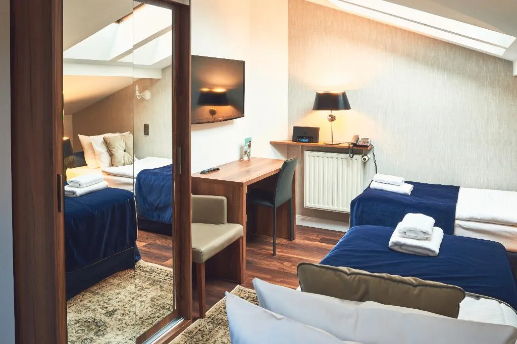 TWIN DELUXE Room, Hotel Nobilton, Krakow