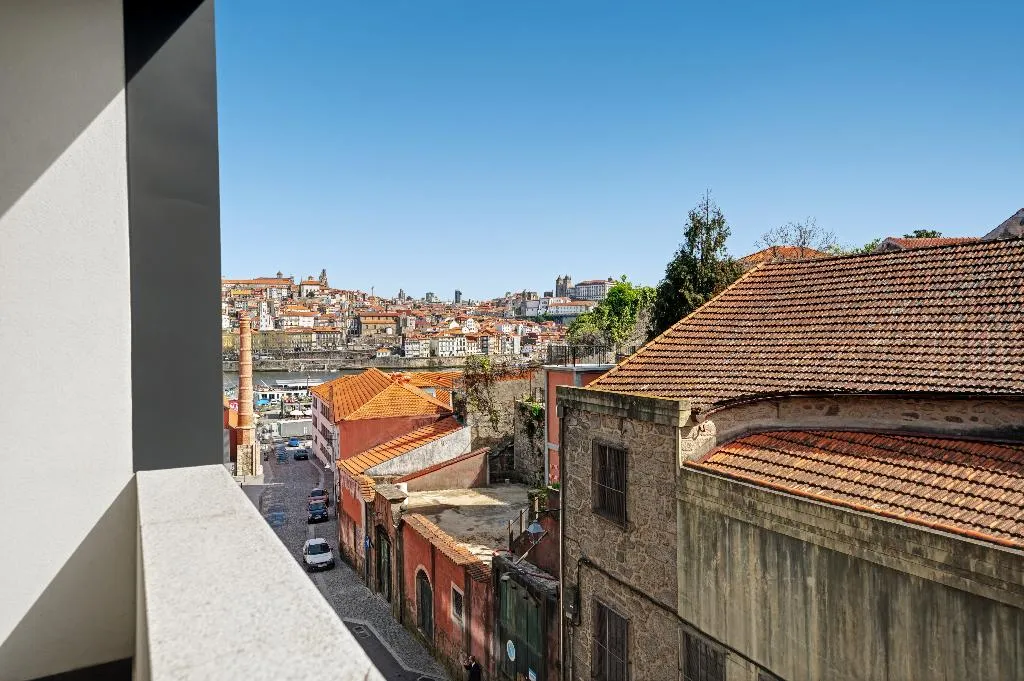 JUNIOR SUITE WITH VIEWS Room, Hilton Porto Gaia, Porto