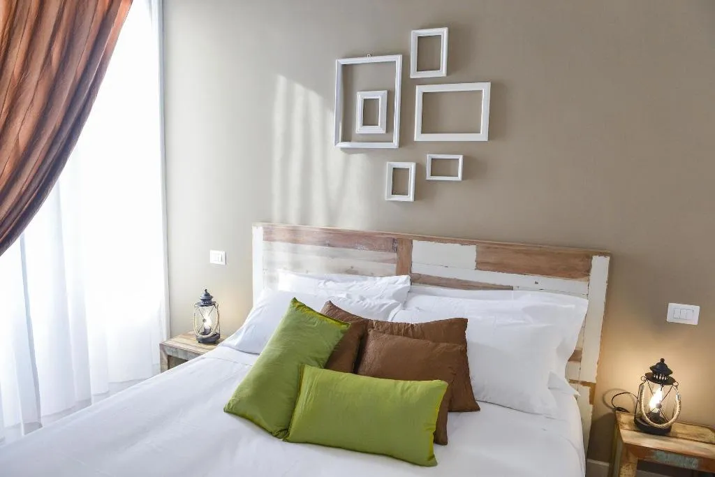 Room, Adelina Guesthouse, Naples