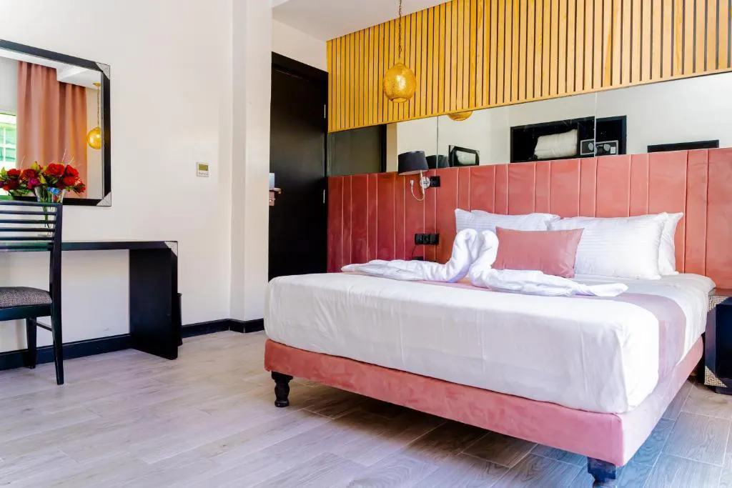Room, Les Ambassadeurs, Casablanca