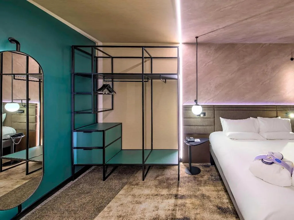 SUITE STANDARD Room, Novotel Krakow Centrum, Krakow