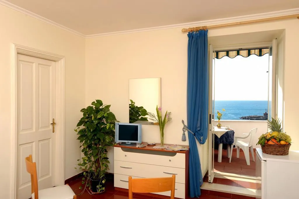 General view, B&B Camere Con Vista, Naples