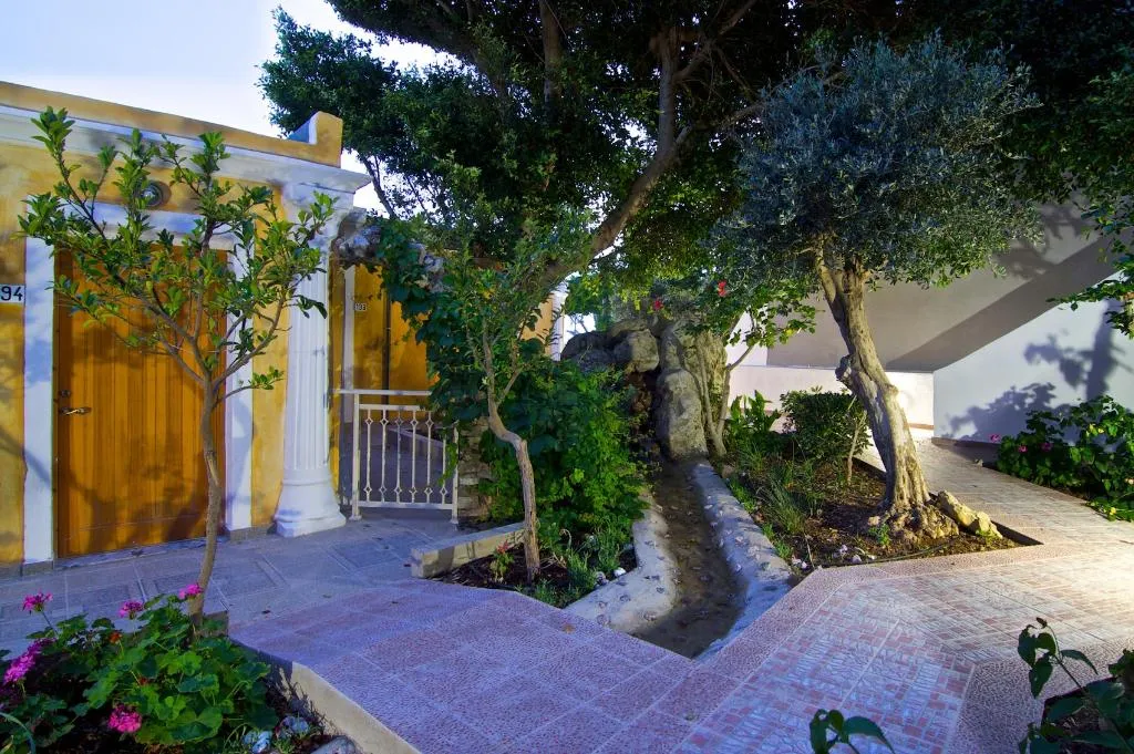 BUNGALOW SEA VIEW WITH AIR CONDITIONING Room, Kalypso Cretan Village Resort and Spa, Crete